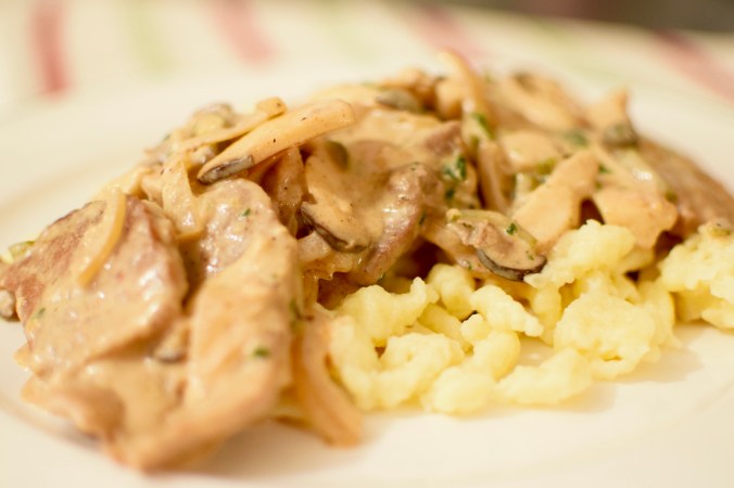 Marchfelder - Stroganoff mit Spätzle
