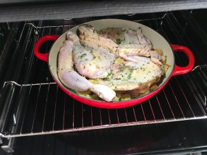 Caesar Salad - Huhn und mariniertes Brot im Ofen braten
